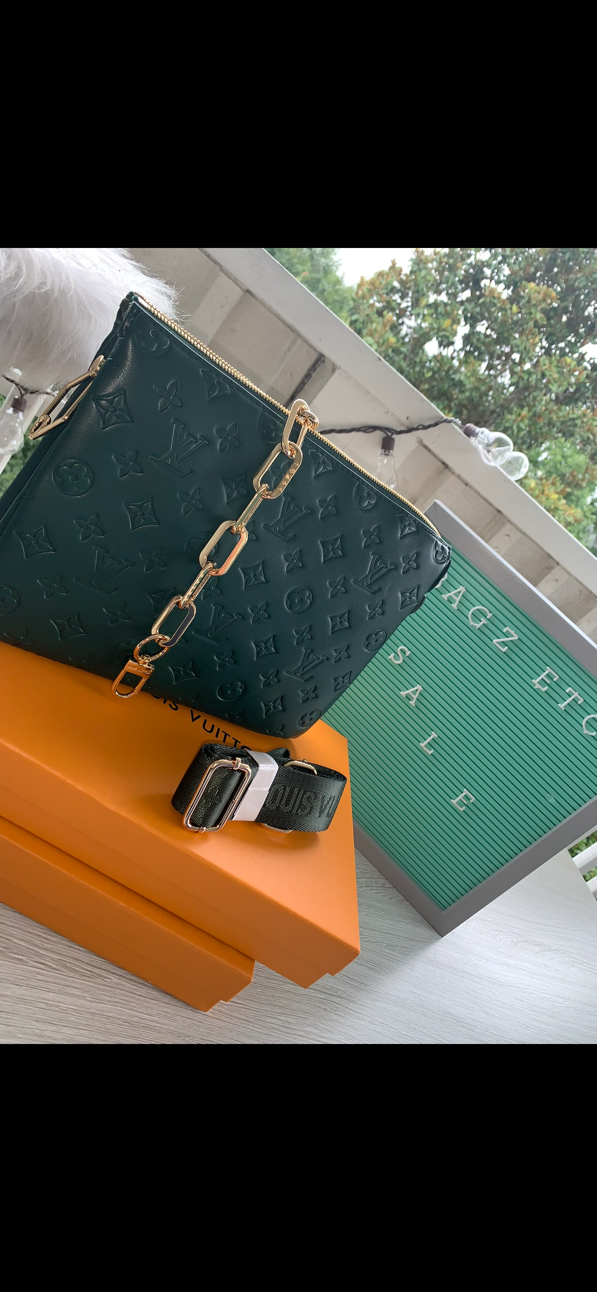 Crossbody bag