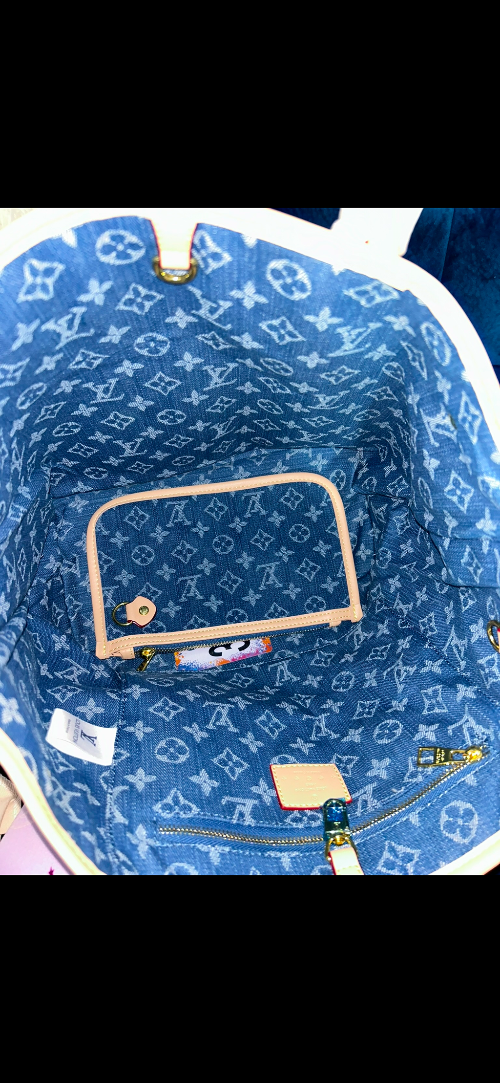 Tote bag